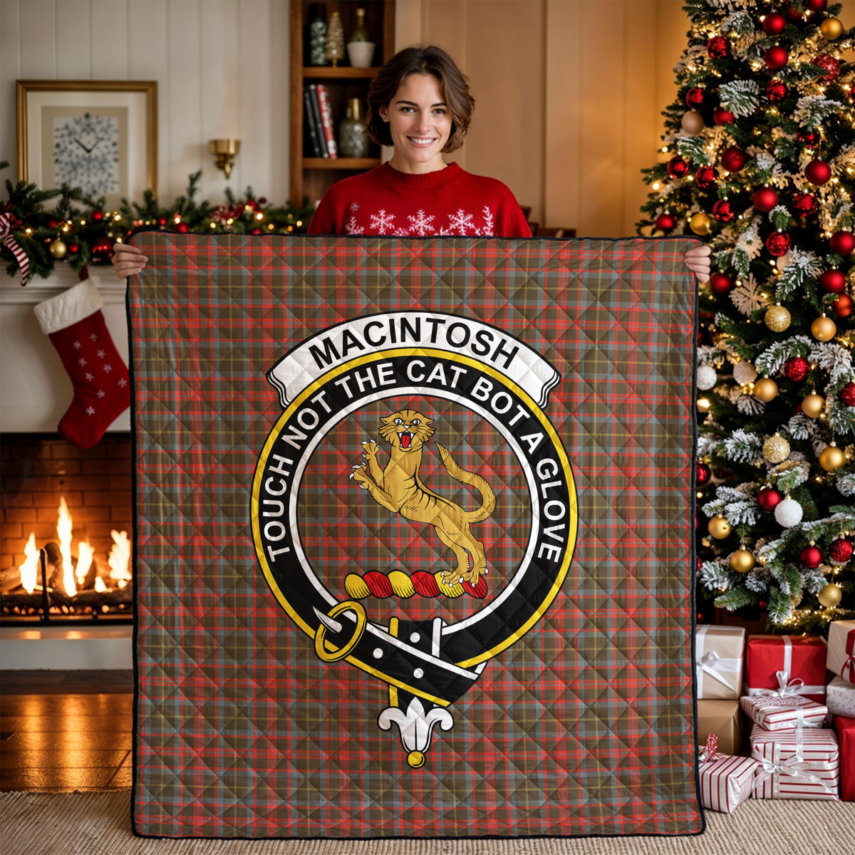 MacIntosh Hunting Weathered Tartan Crest Quilt