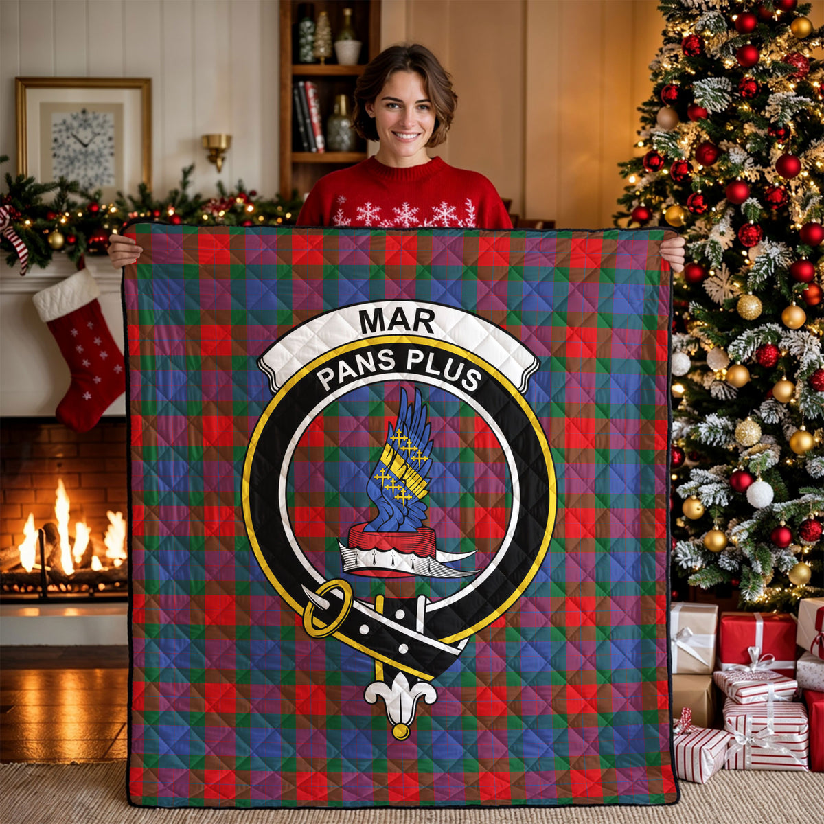 Mar Tartan Crest Quilt
