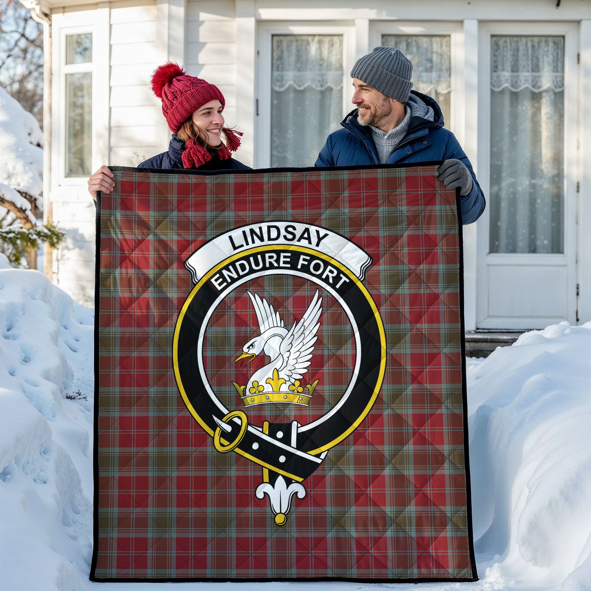 Lindsay Weathered Tartan Crest Quilt