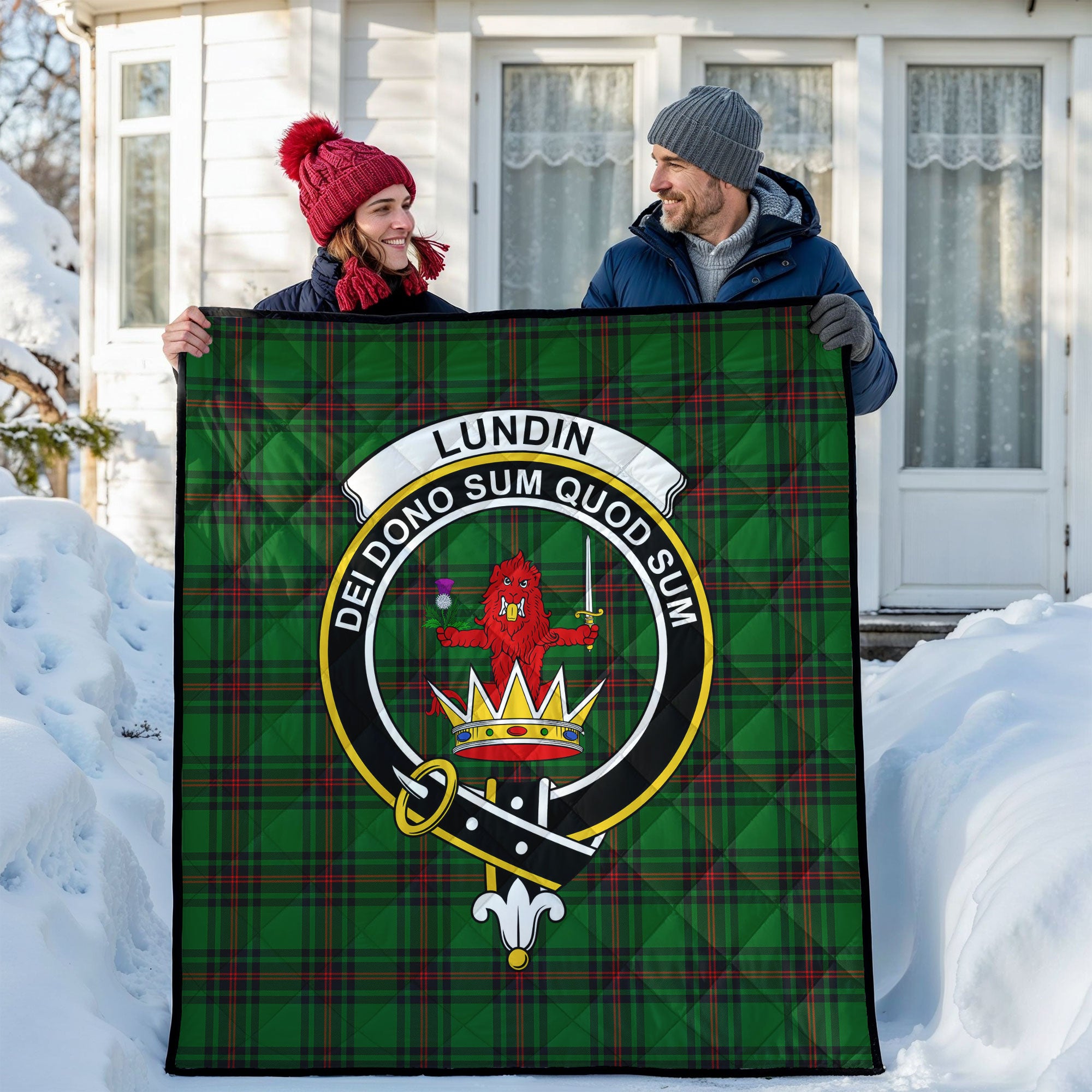 Lundin Tartan Crest Quilt