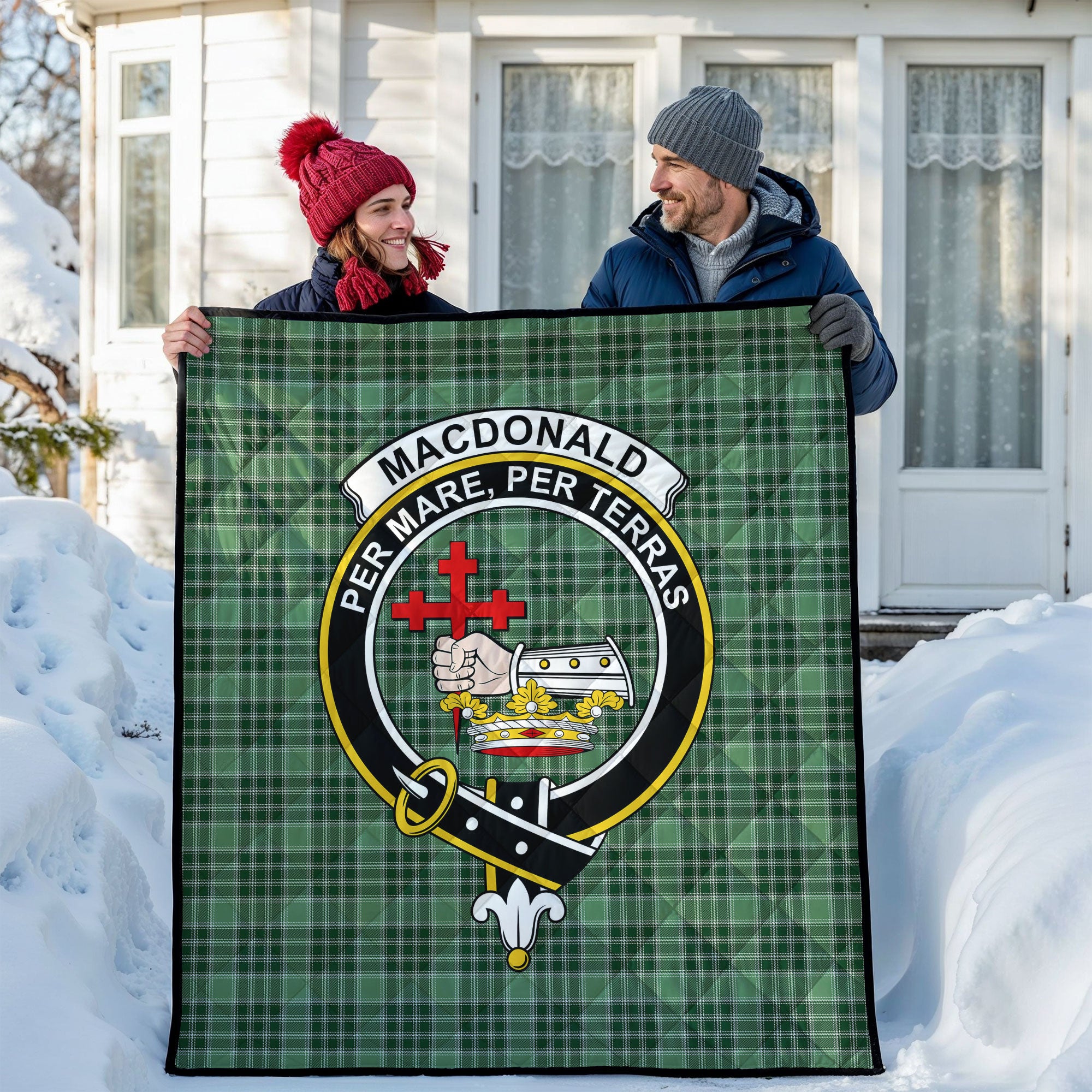 MacDonald Lord of the Isles Hunting Tartan Crest Quilt