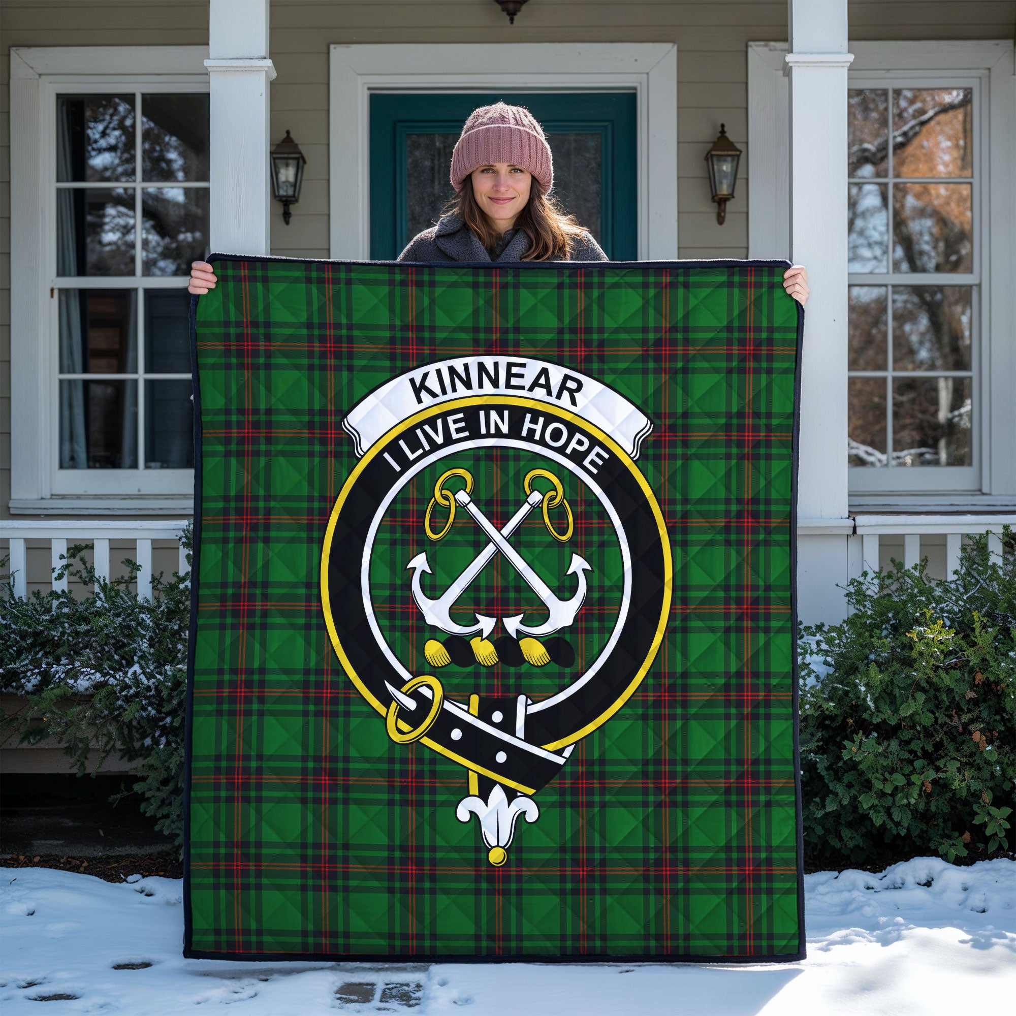 Kinnear Tartan Crest Quilt