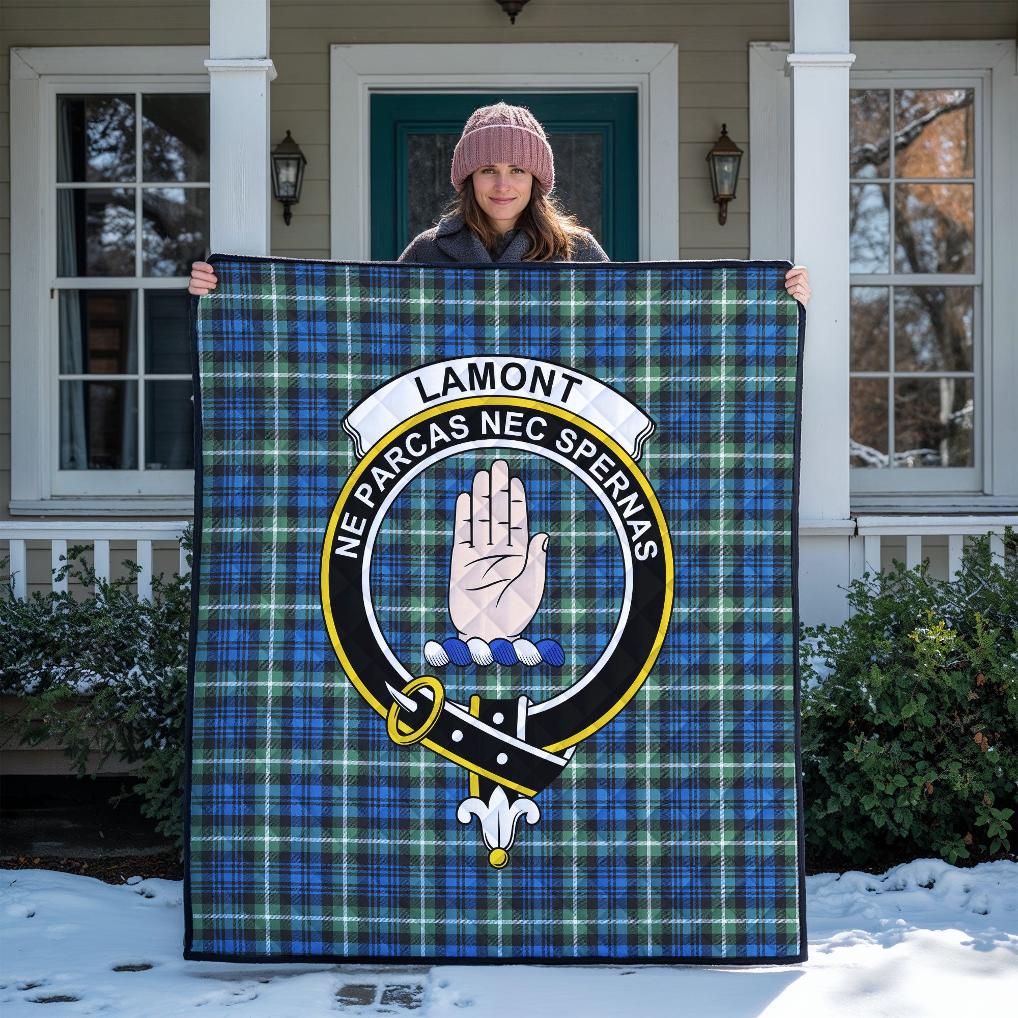 Lamont Ancient Tartan Crest Quilt