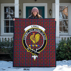 Lyall Tartan Crest Quilt