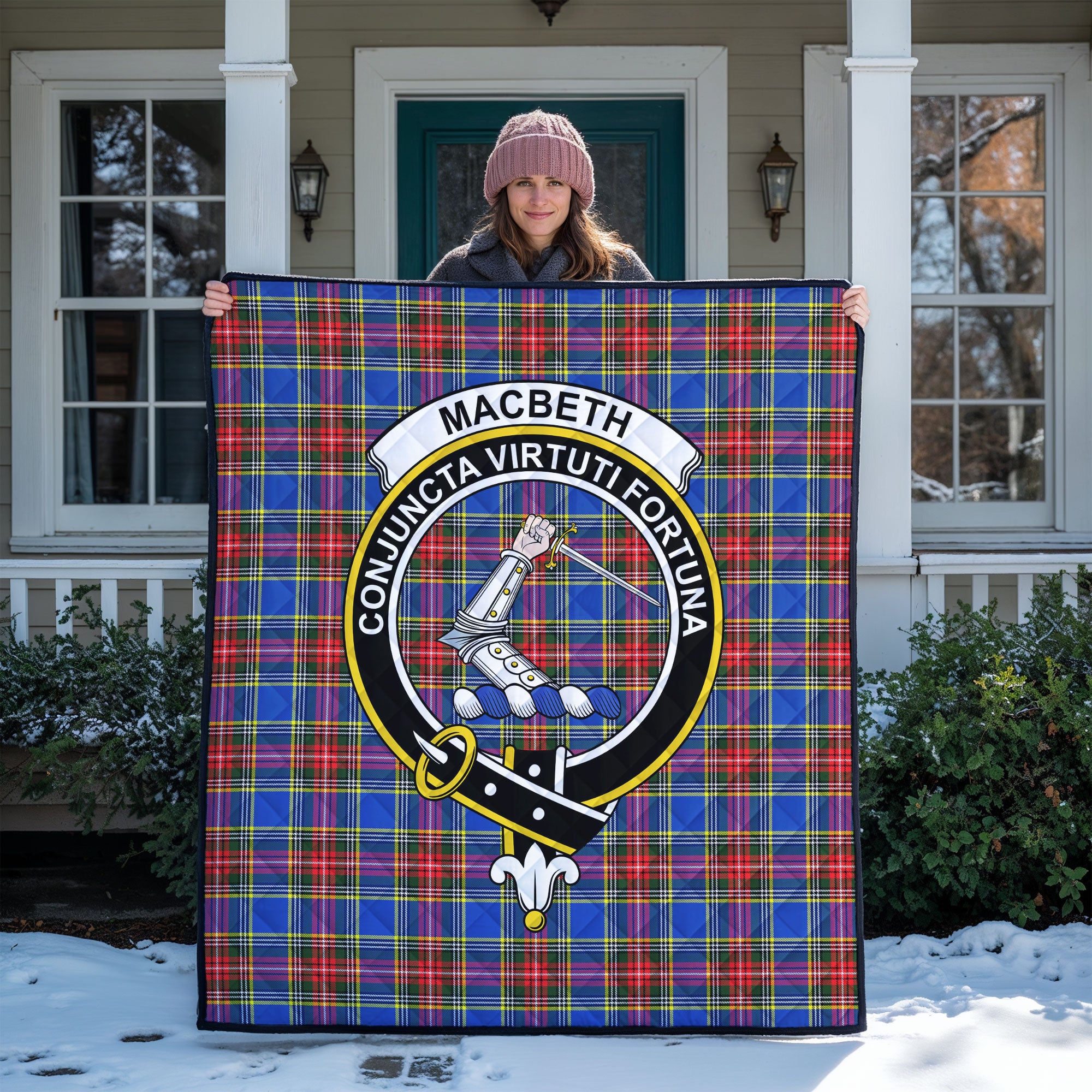 MacBeth Modern Tartan Crest Quilt