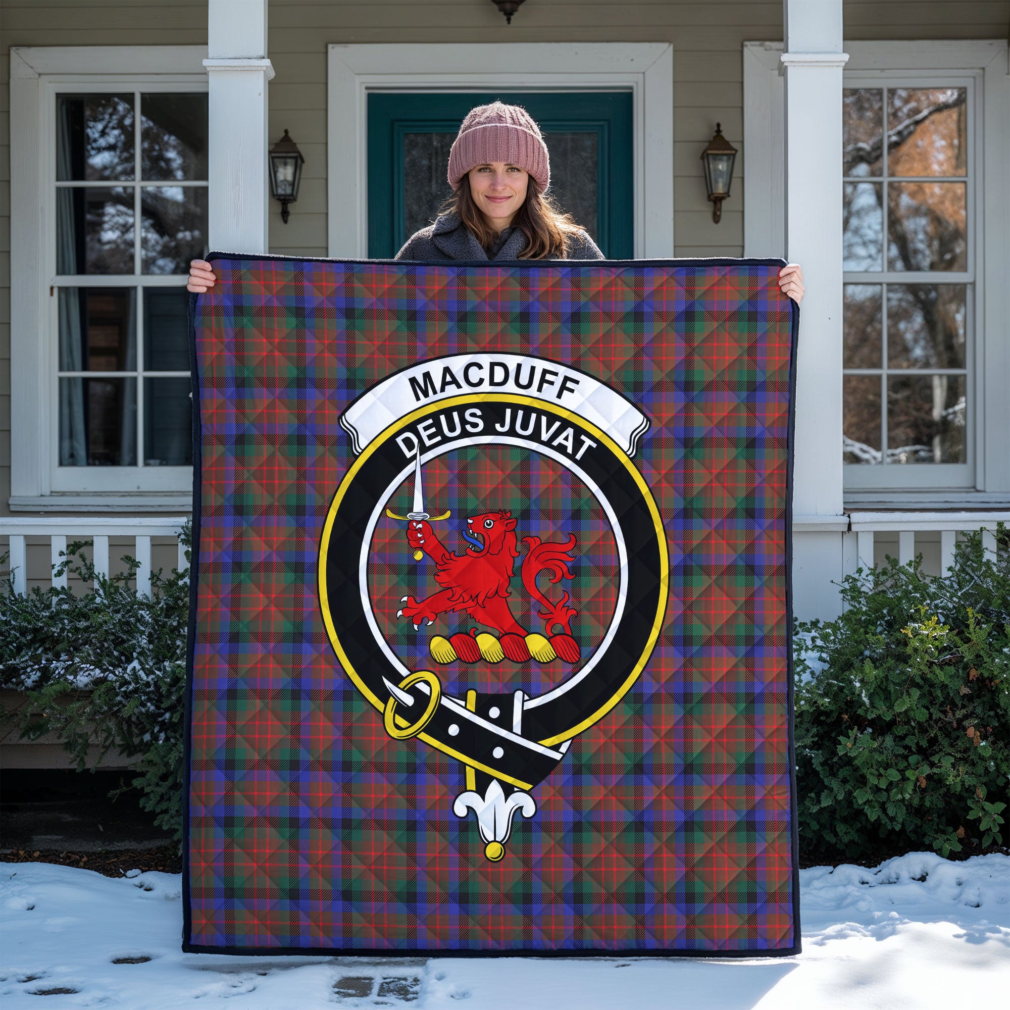 MacDuff Hunting Modern Tartan Crest Quilt