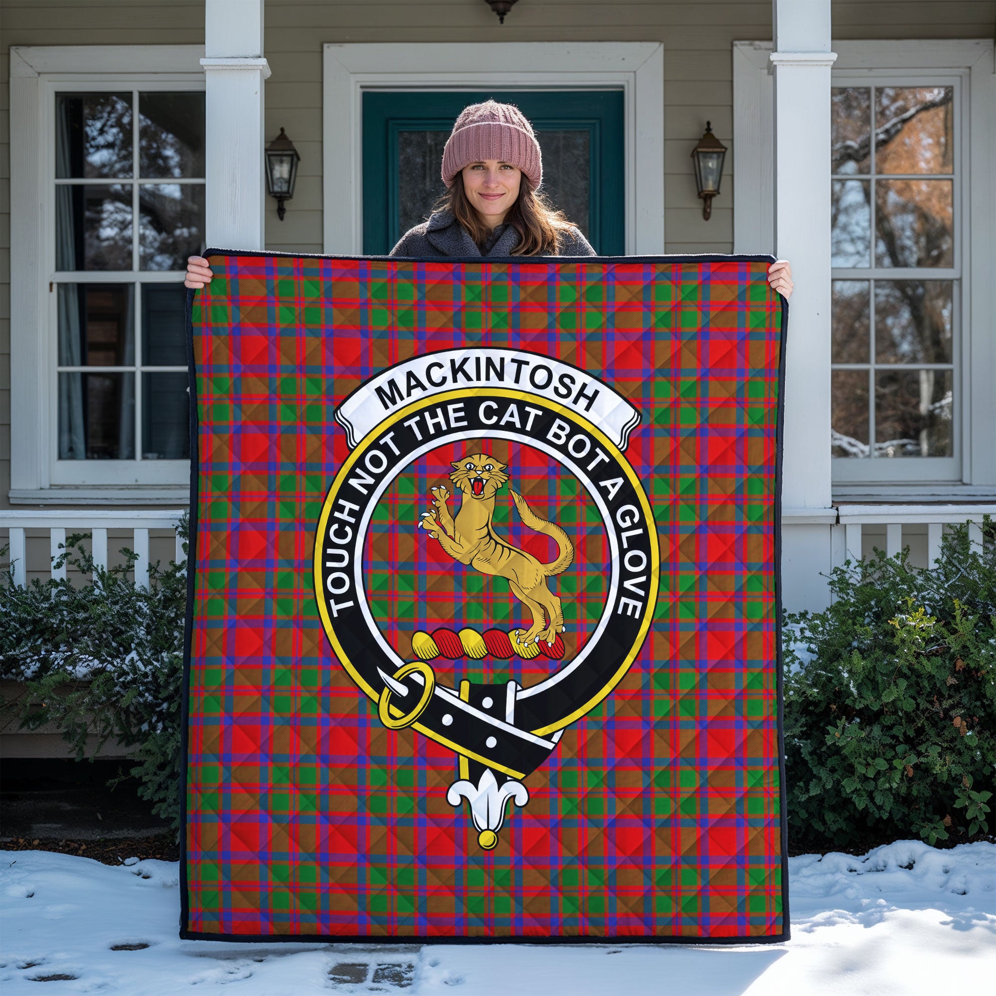 MacKintosh Modern Tartan Crest Quilt