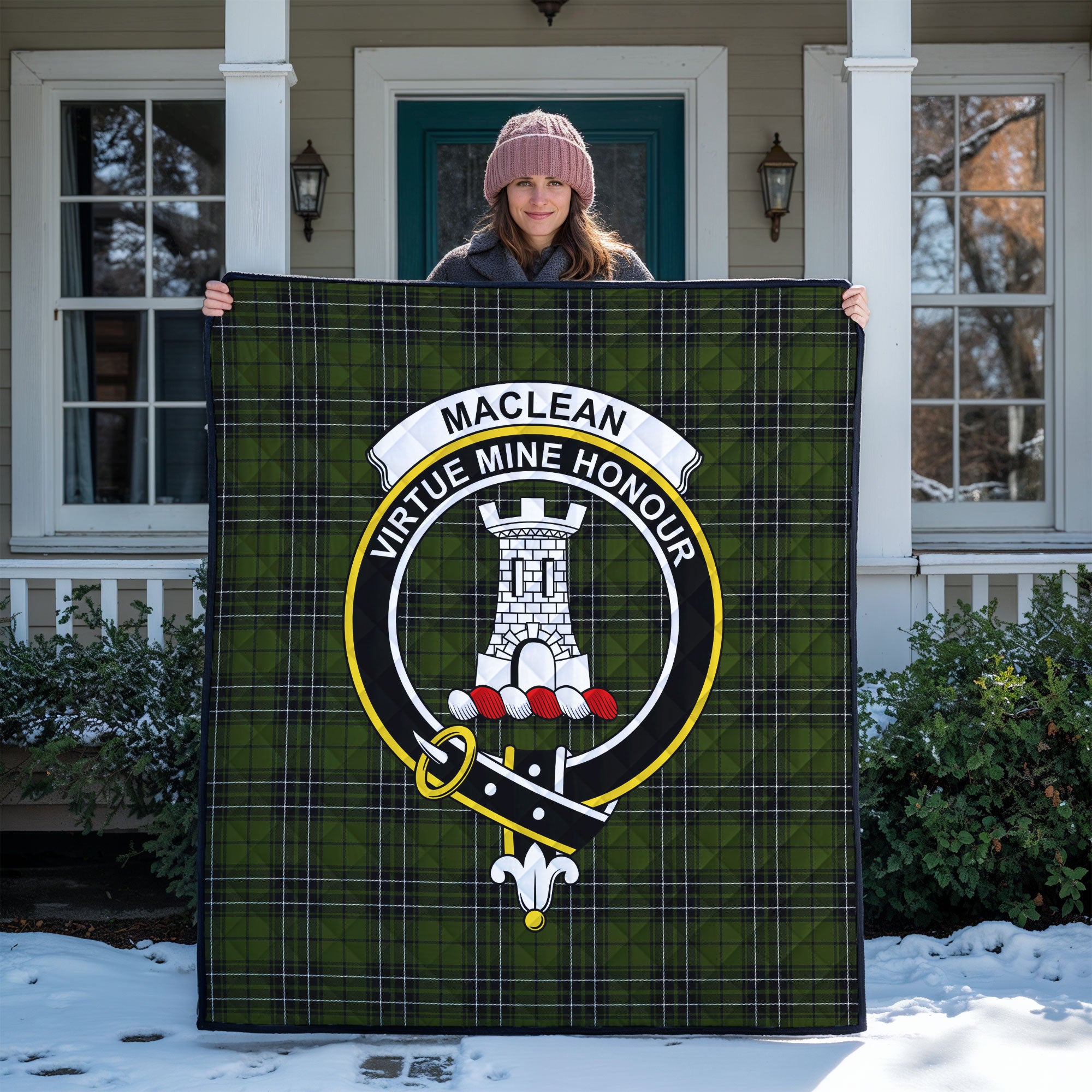 MacLean Hunting Tartan Crest Quilt