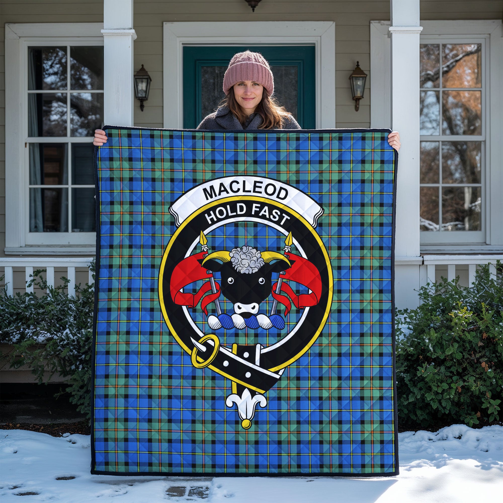 MacLeod of Harris Ancient Tartan Crest Quilt