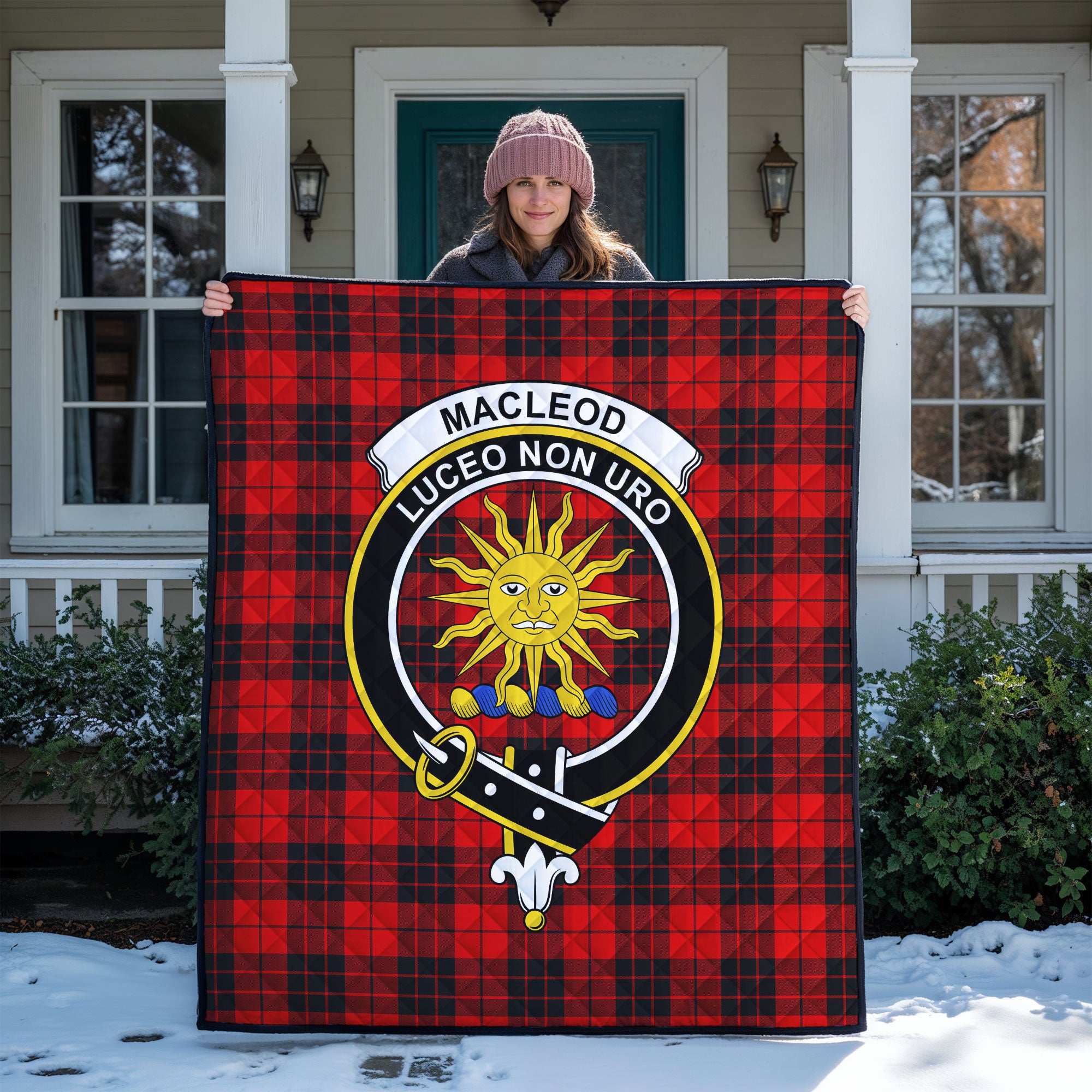 MacLeod of Raasay Tartan Crest Quilt