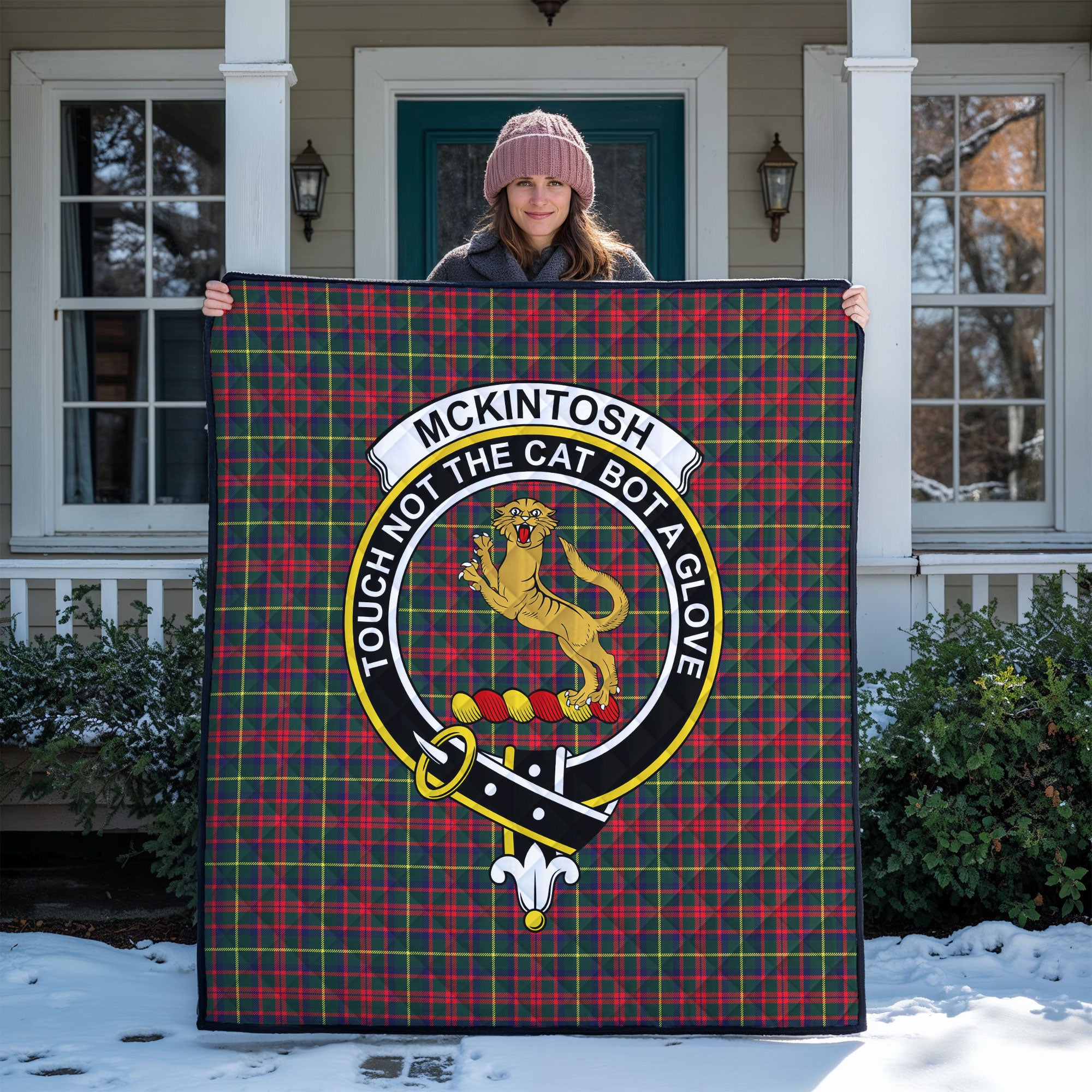 McKintosh Hunting Modern Tartan Crest Quilt