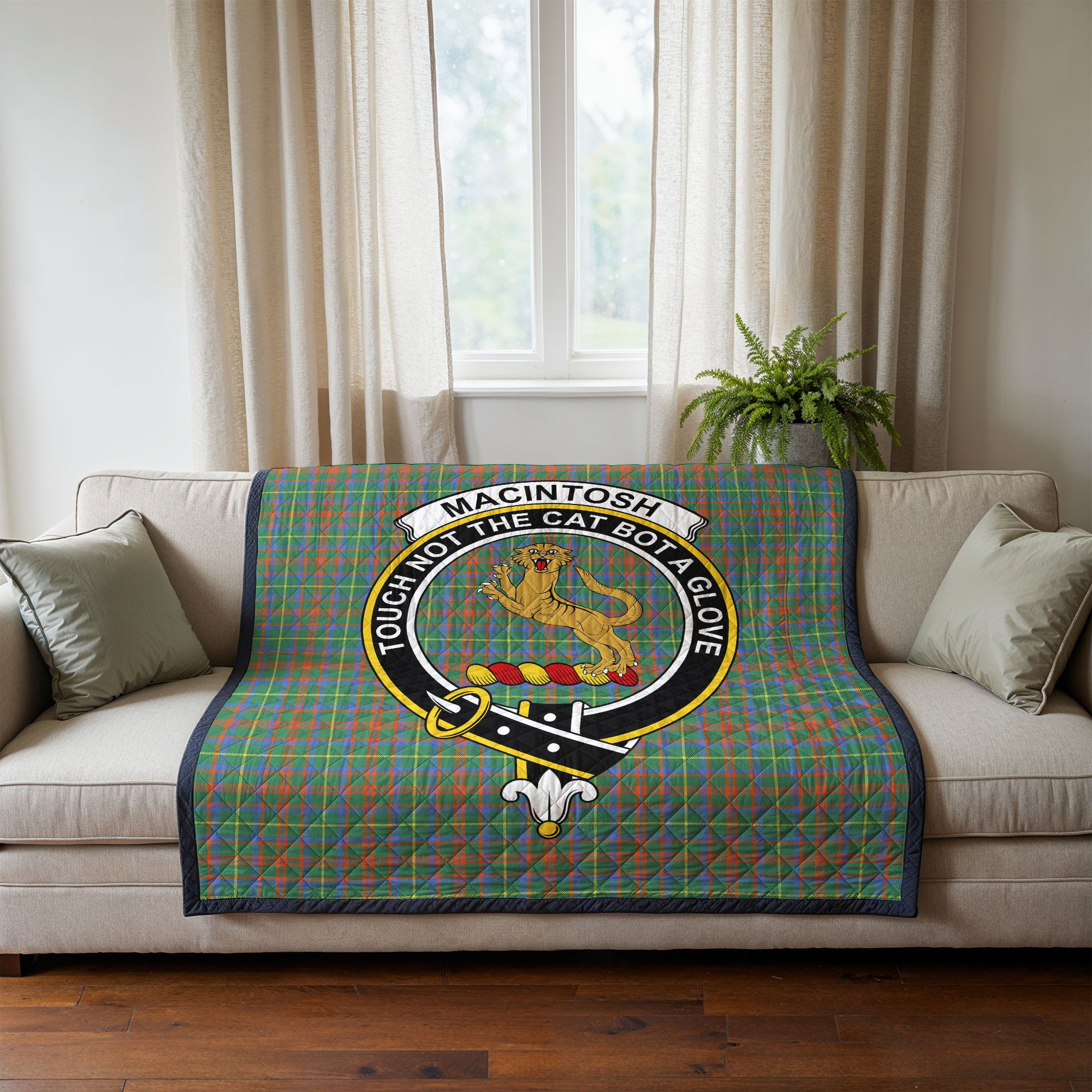 MacIntosh Hunting Ancient Tartan Crest Quilt