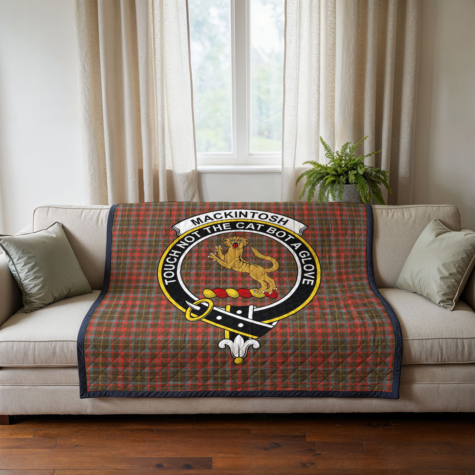 MacKintosh Hunting Weathered Tartan Crest Quilt