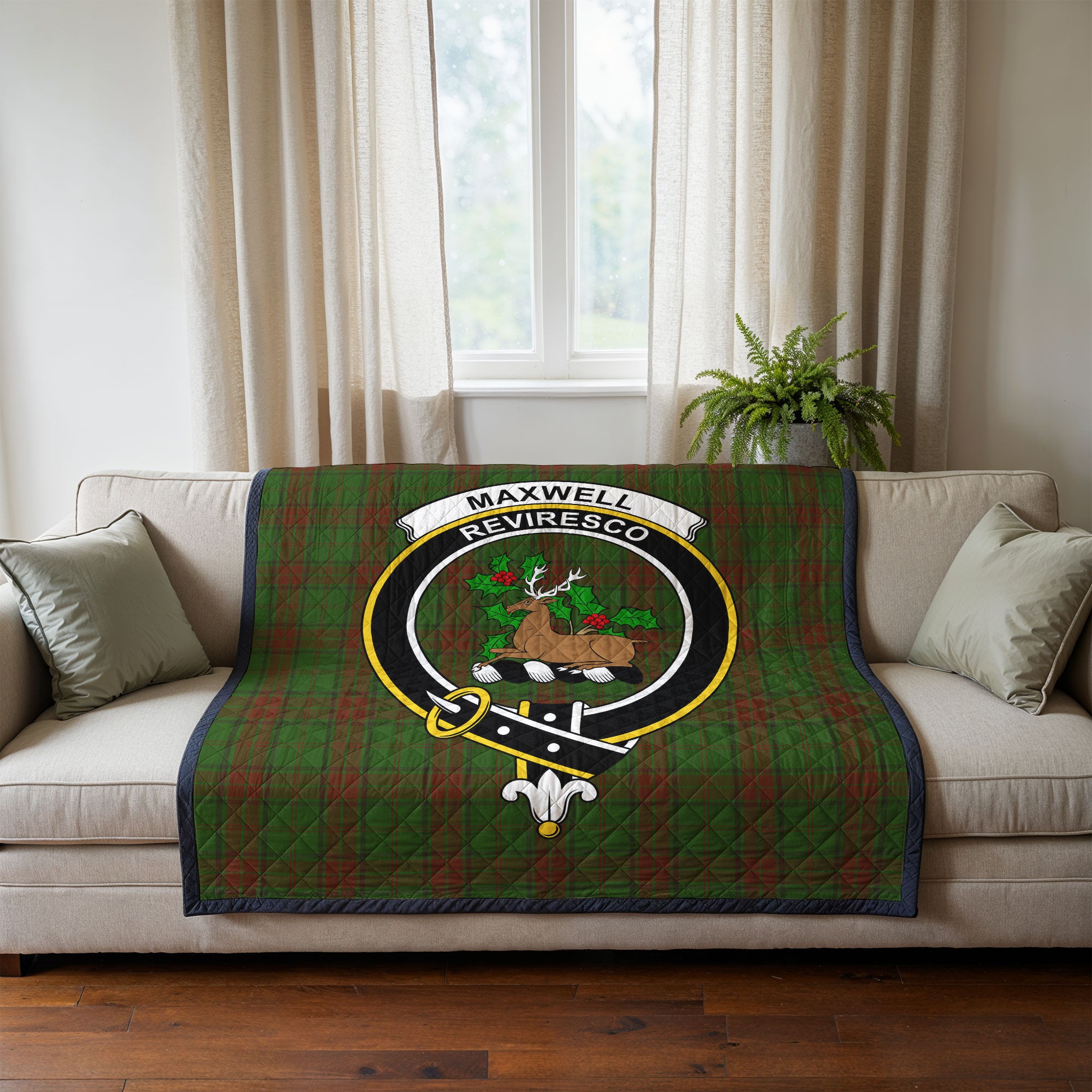 Maxwell Hunting Tartan Crest Quilt