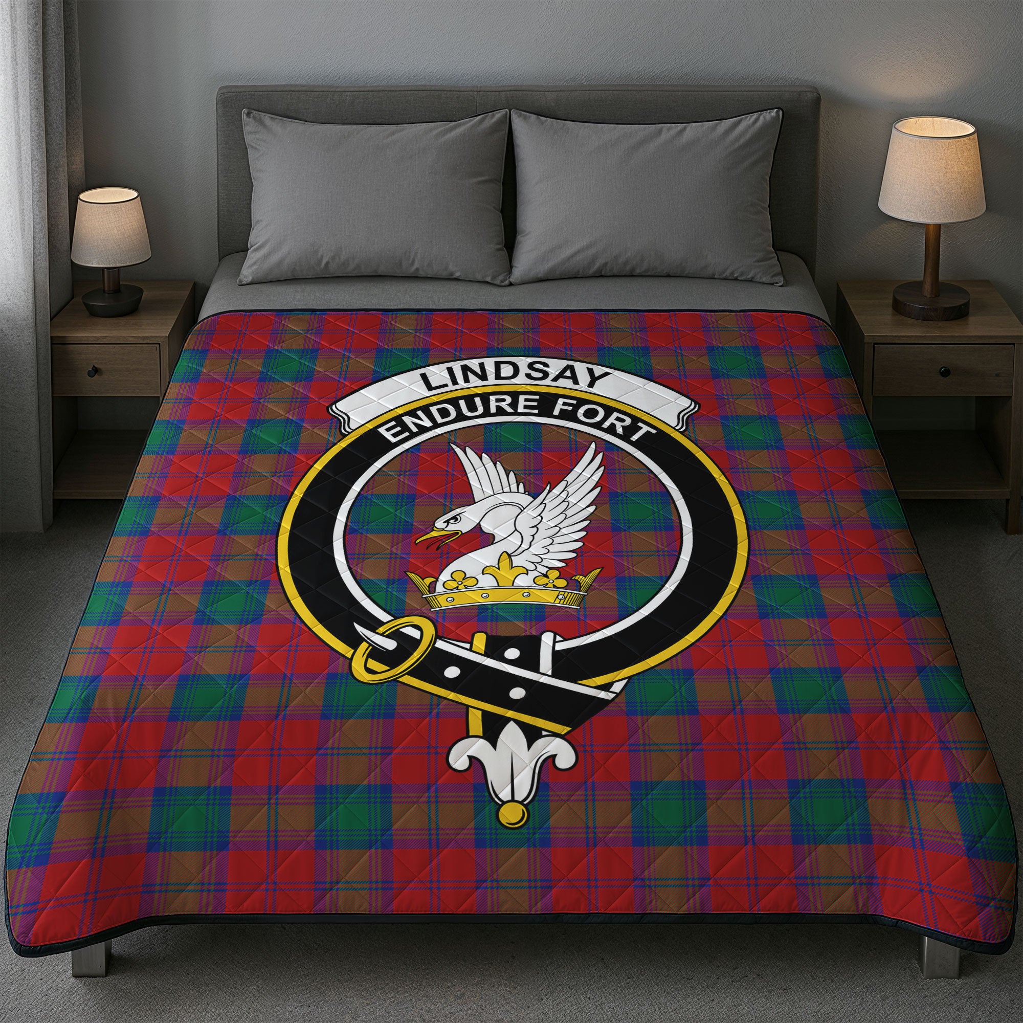 Lindsay Modern Tartan Crest Quilt