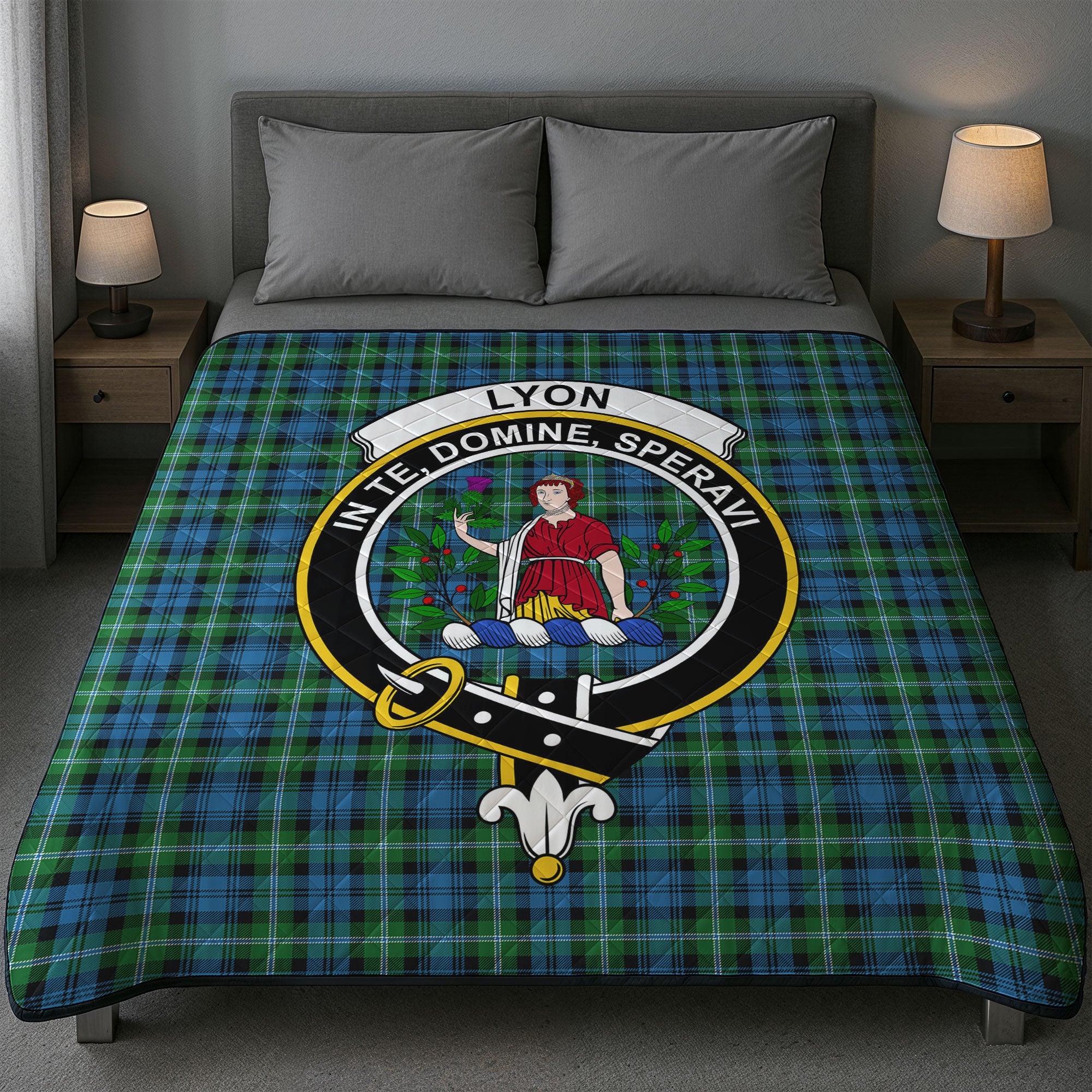 Lyon Tartan Crest Quilt