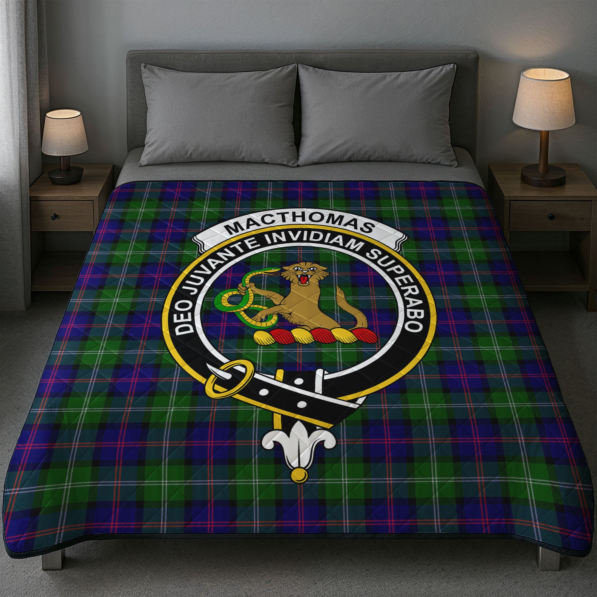 MacThomas Modern Tartan Crest Quilt