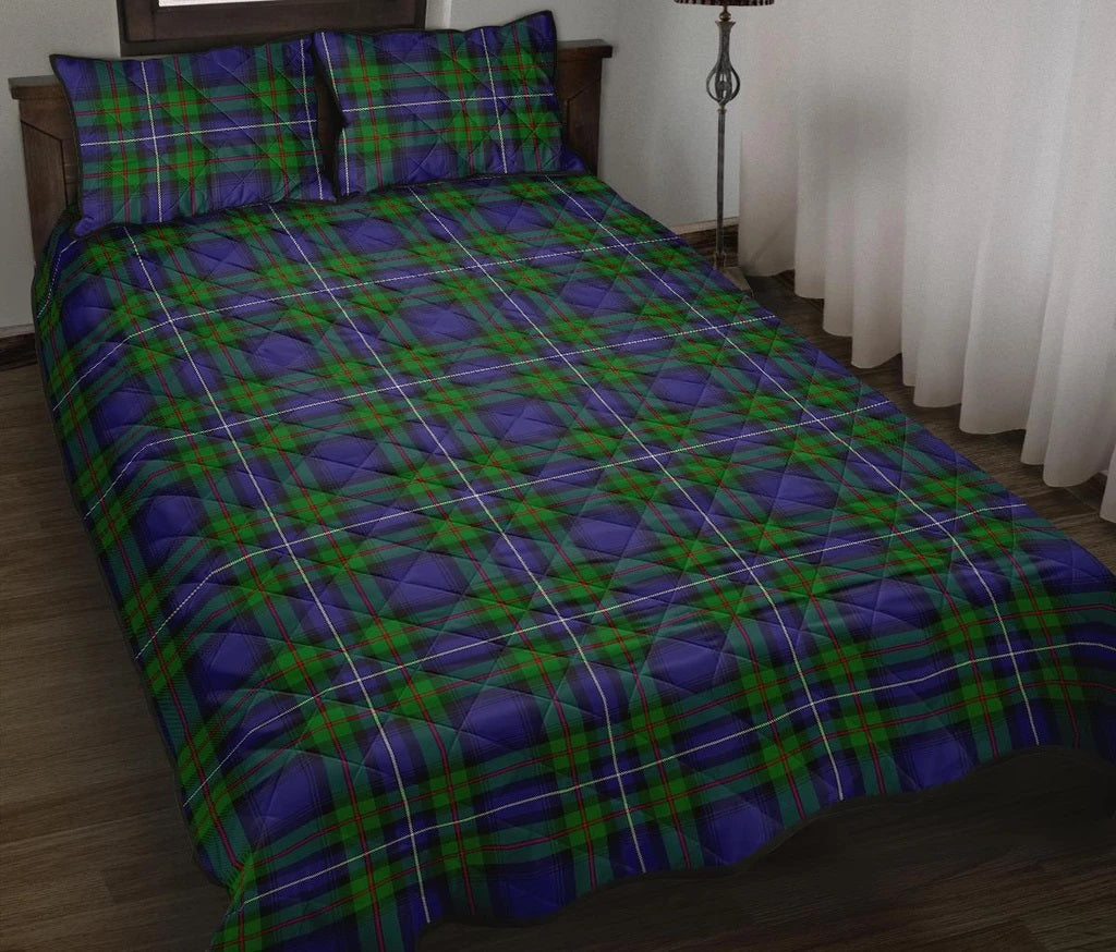 Robertson Hunting Modern Family Tartan Quilt Bed Set