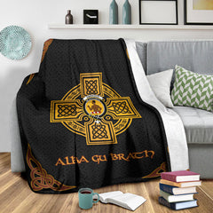 Darroch (of Gourock) Crest Premium Blanket - Black Celtic Cross Style