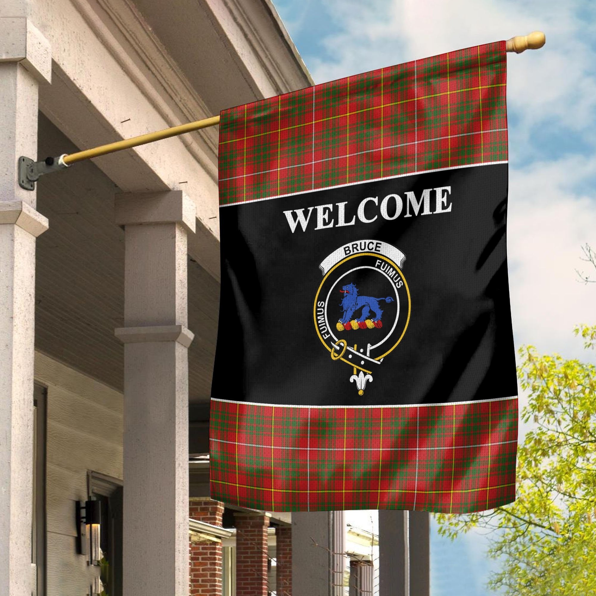 Bruce Tartan Crest Black Garden Flag