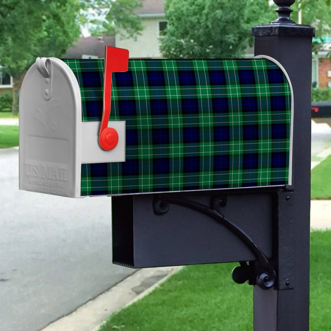 Abercrombie Tartan Crest Mailbox