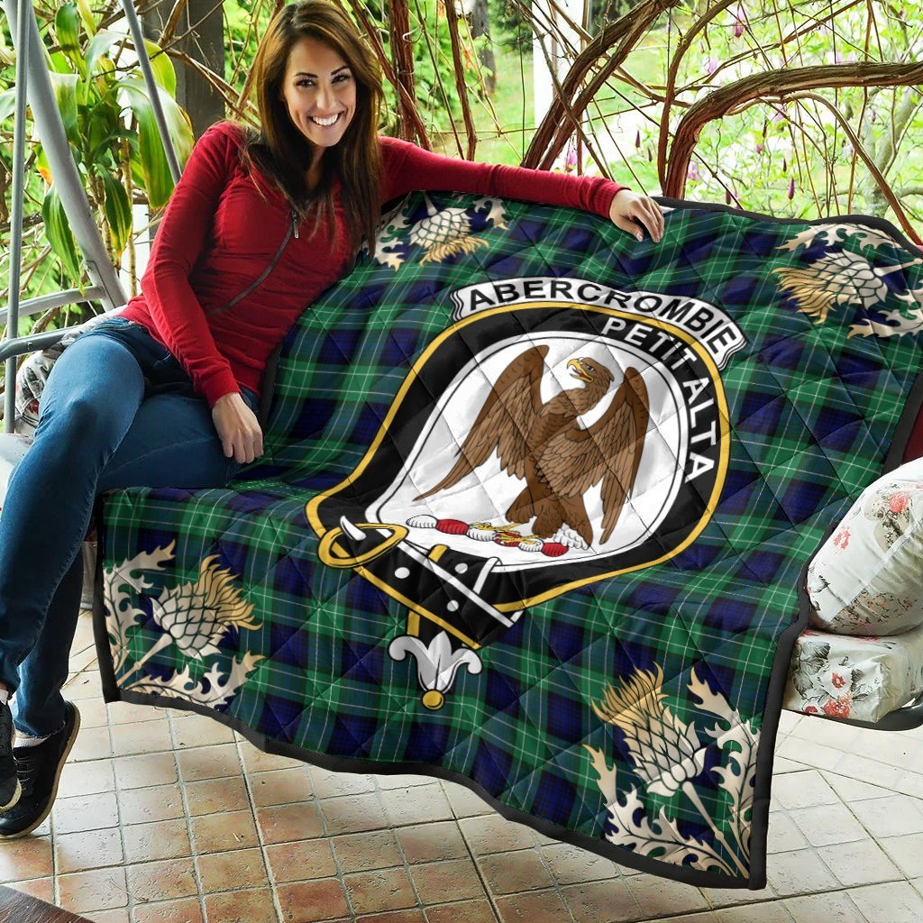 Abercrombie Tartan Crest Premium Quilt - Gold Thistle Style