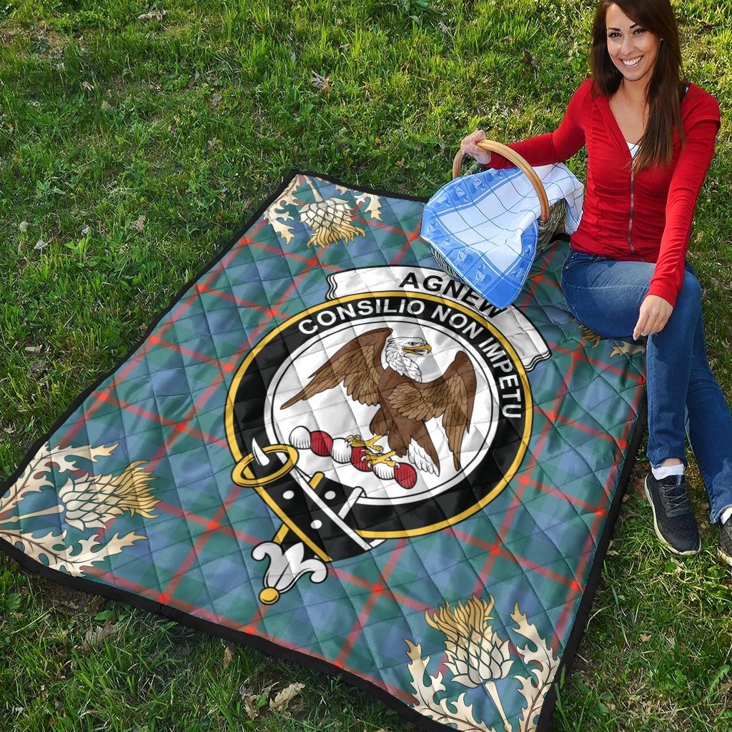 Agnew Ancient Tartan Crest Premium Quilt - Gold Thistle Style