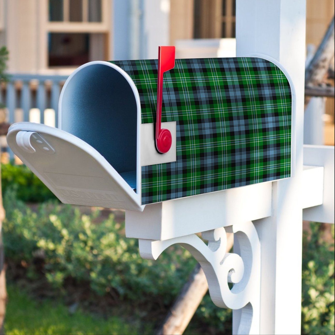 Arbuthnot Ancient  Tartan Crest Mailbox