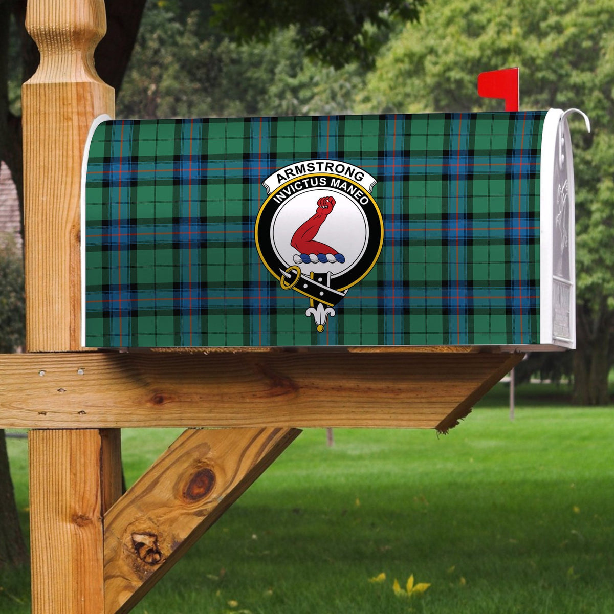 Armstrong Ancient Tartan Crest Mailbox