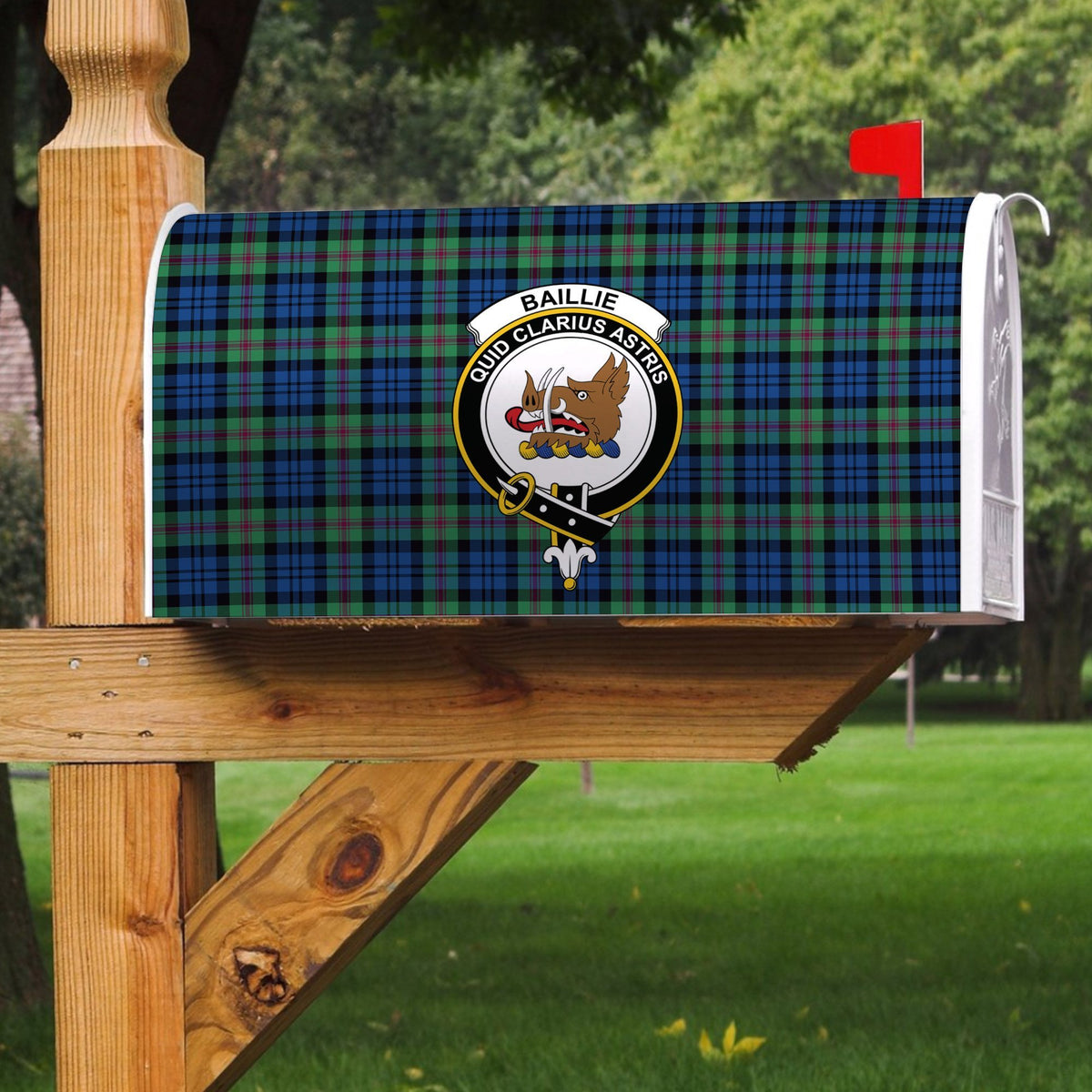 Baillie Ancient Tartan Crest Mailbox