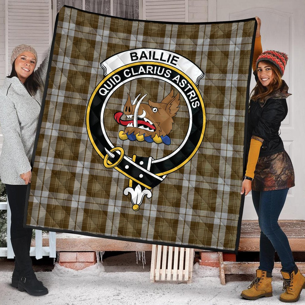 Baillie Dress Tartan Crest Quilt