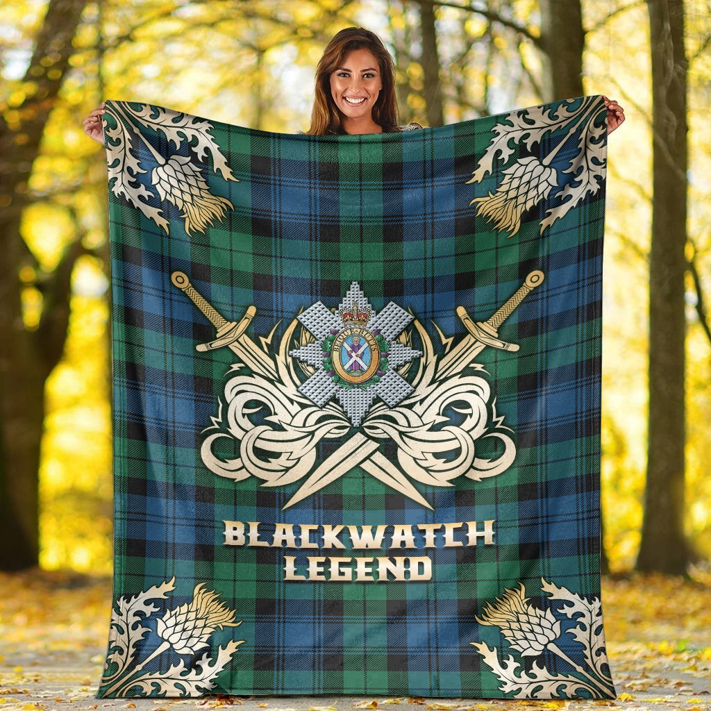 Blackwatch Ancient Tartan Gold Courage Symbol Blanket