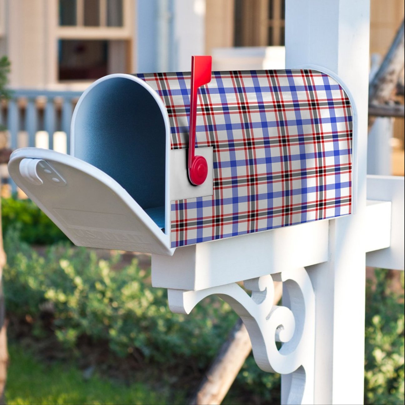 Boswell Modern Tartan Crest Mailbox