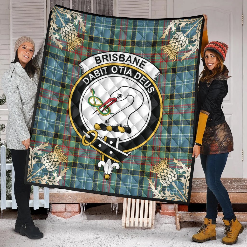 Brisbane Modern Tartan Crest Premium Quilt - Gold Thistle Style