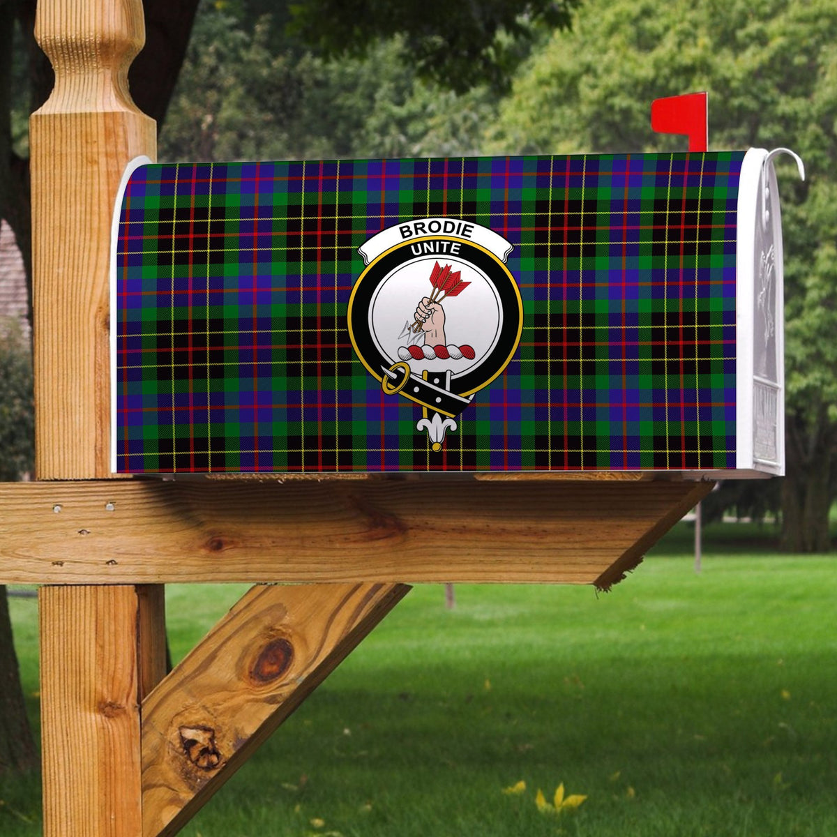 Brodie Hunting Modern Tartan Crest Mailbox