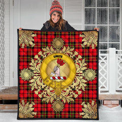 Brodie Modern Tartan Crest Premium Quilt - Gold Thistle Style