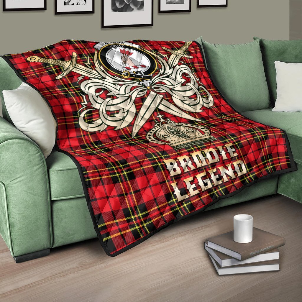 Brodie Modern Tartan Crest Legend Gold Royal Premium Quilt