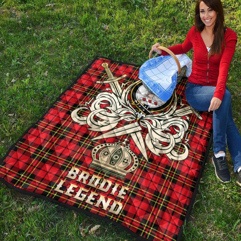 Brodie Modern Tartan Crest Legend Gold Royal Premium Quilt