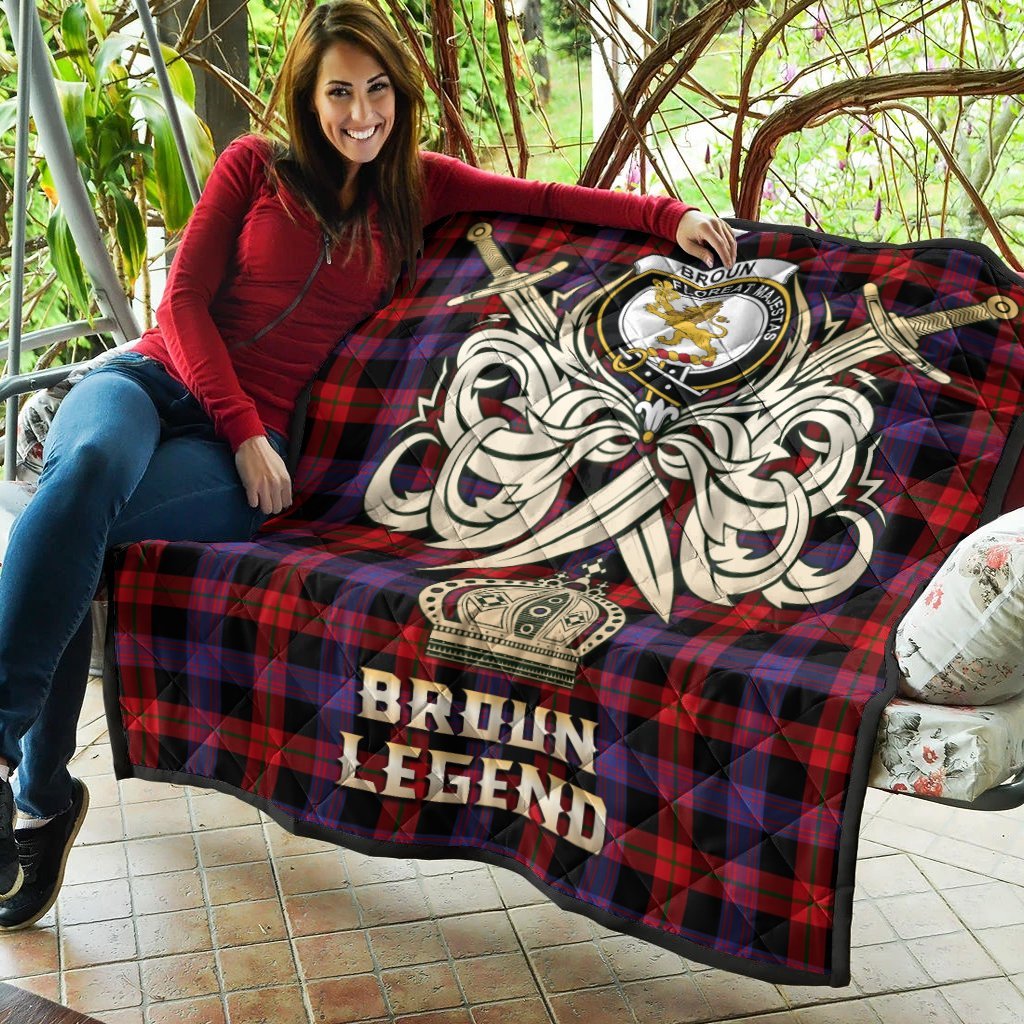 Broun Modern Tartan Crest Legend Gold Royal Premium Quilt