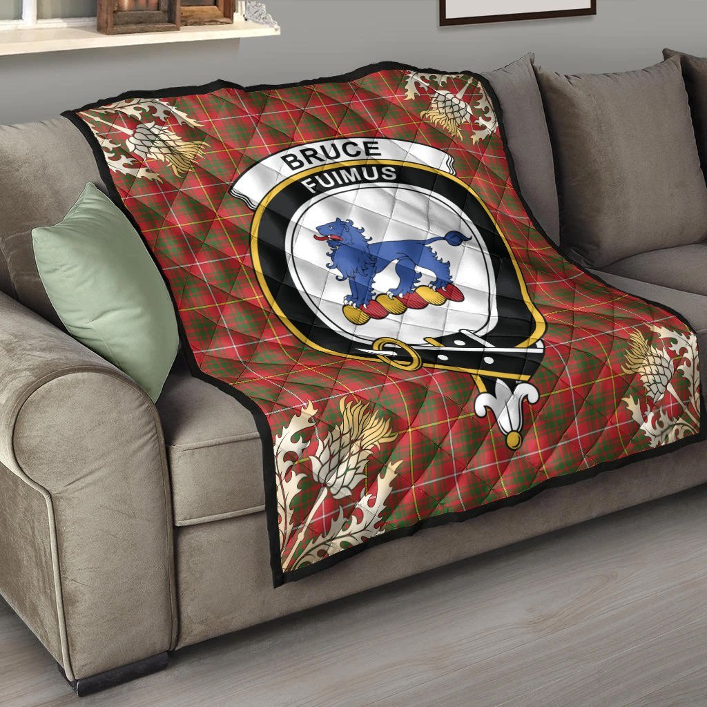 Bruce Modern Tartan Crest Premium Quilt - Gold Thistle Style