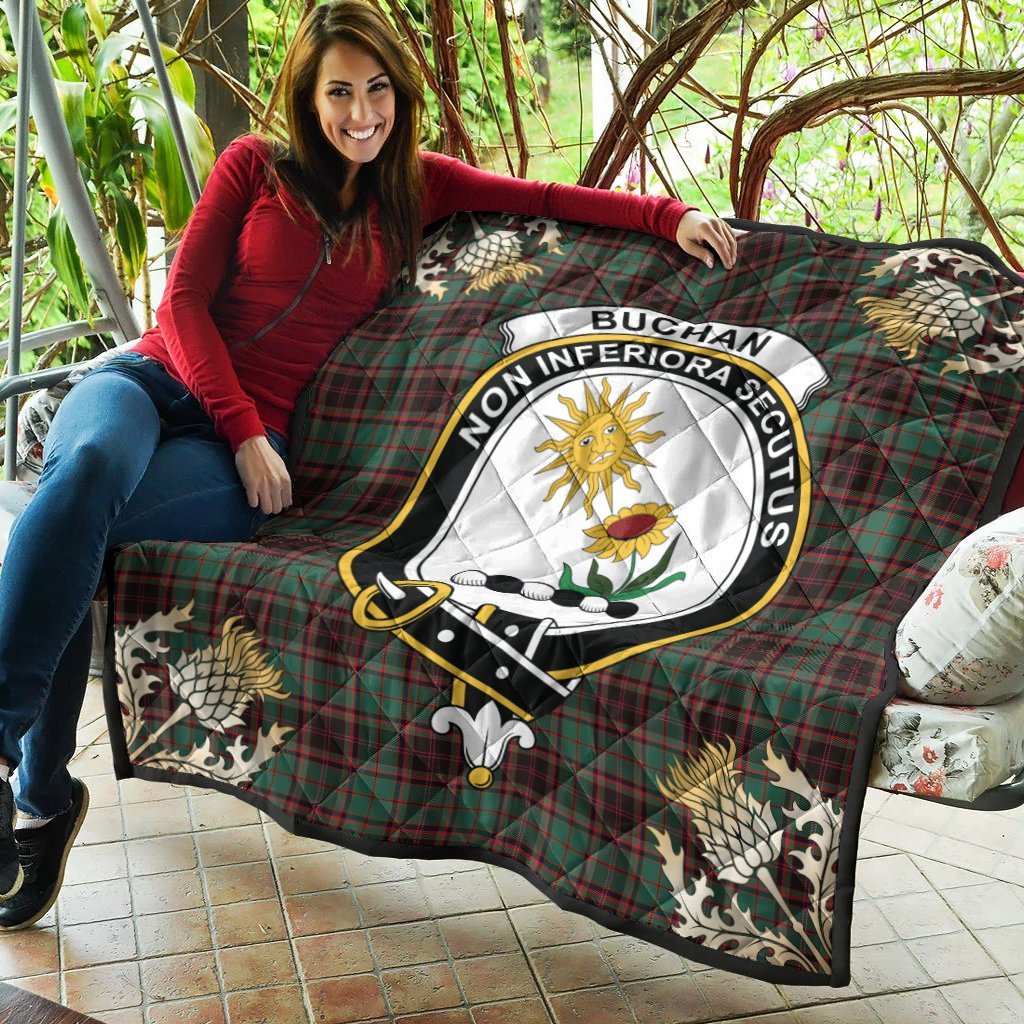 Buchan Ancient Tartan Crest Premium Quilt - Gold Thistle Style