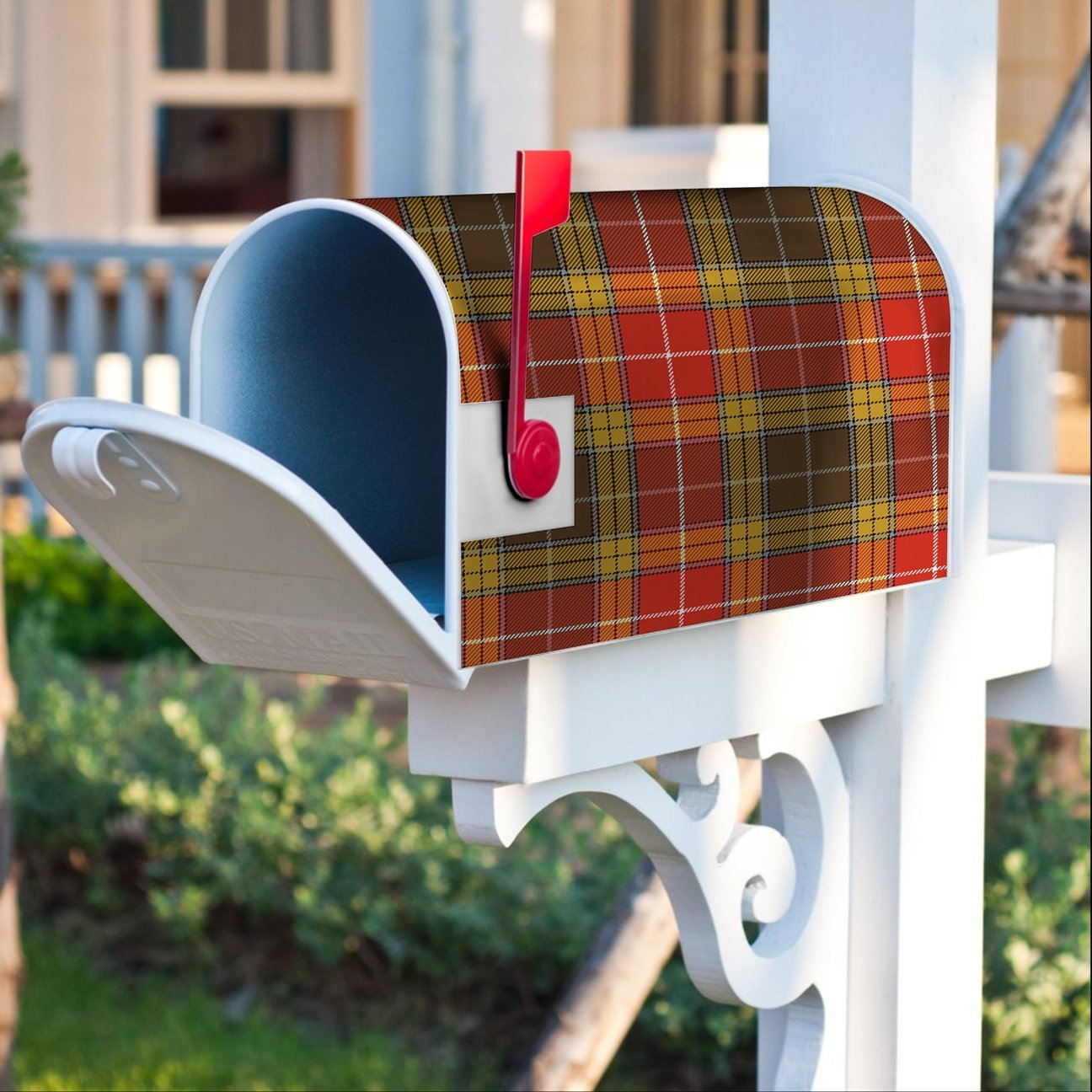 Buchanan Old Set Weathered Tartan Crest Mailbox