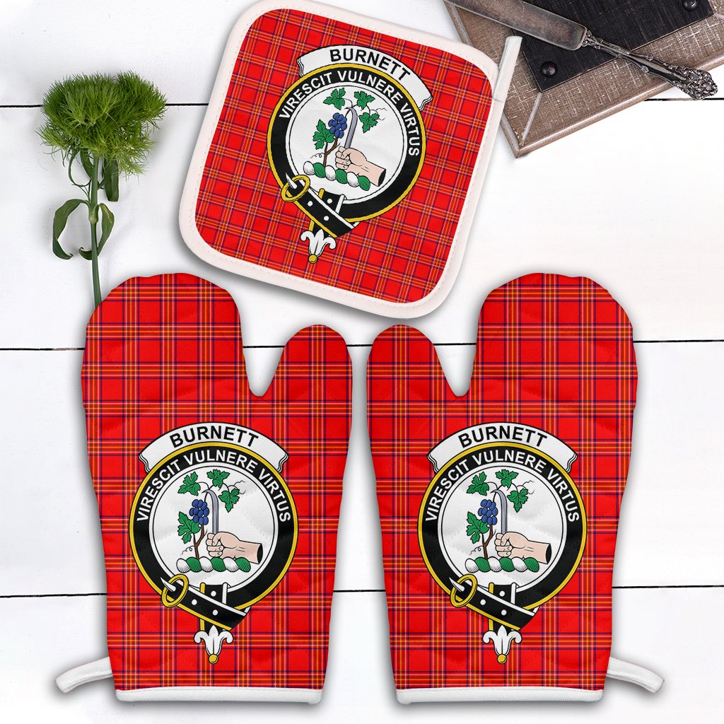 Burnett Modern Tartan Crest Oven Mitt And Pot Holder (2 Oven Mitts + 1 Pot Holder)