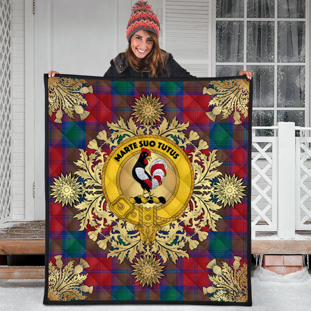 Byres Tartan Crest Premium Quilt - Gold Thistle Style