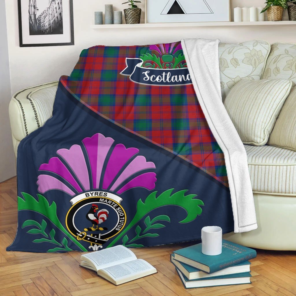 Byres Tartan Crest Premium Blanket - Thistle Style