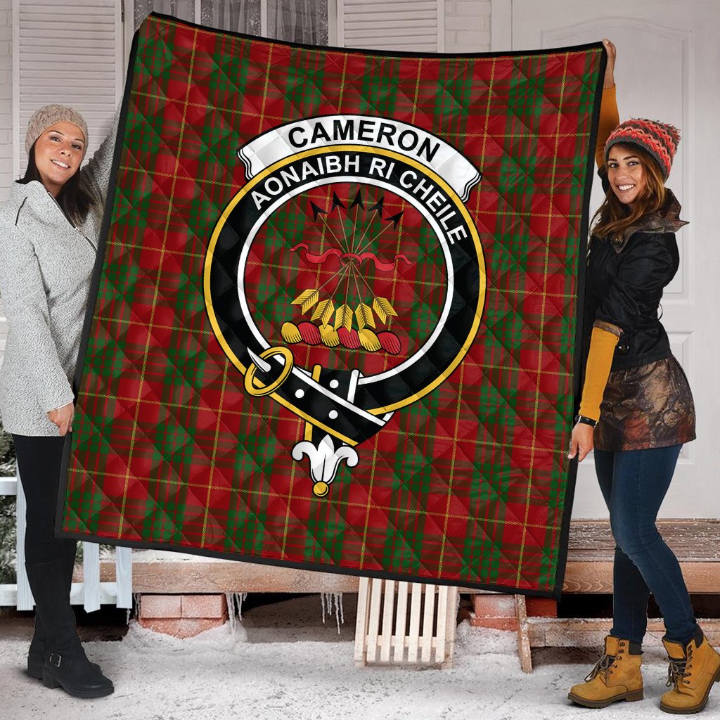 Cameron Tartan Crest Quilt