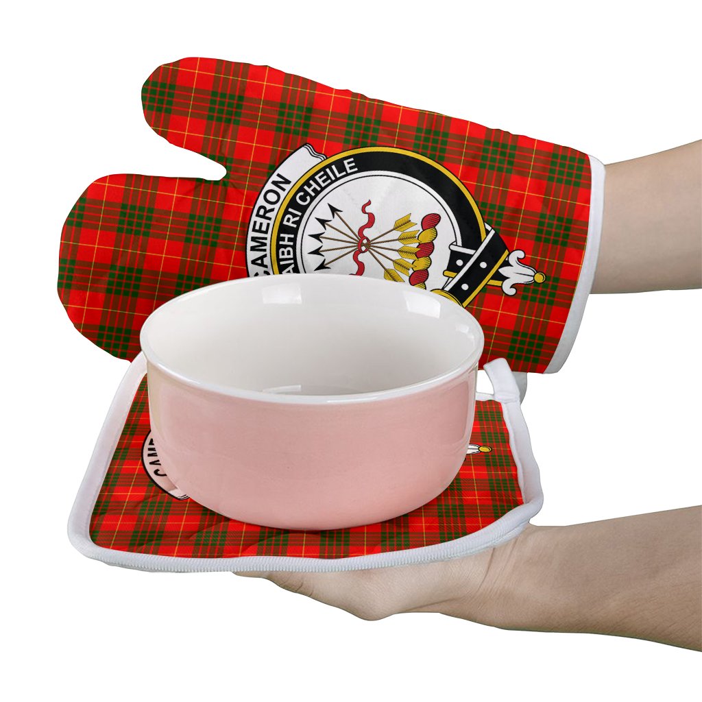 Cameron Modern Tartan Crest Oven Mitt And Pot Holder (2 Oven Mitts + 1 Pot Holder)