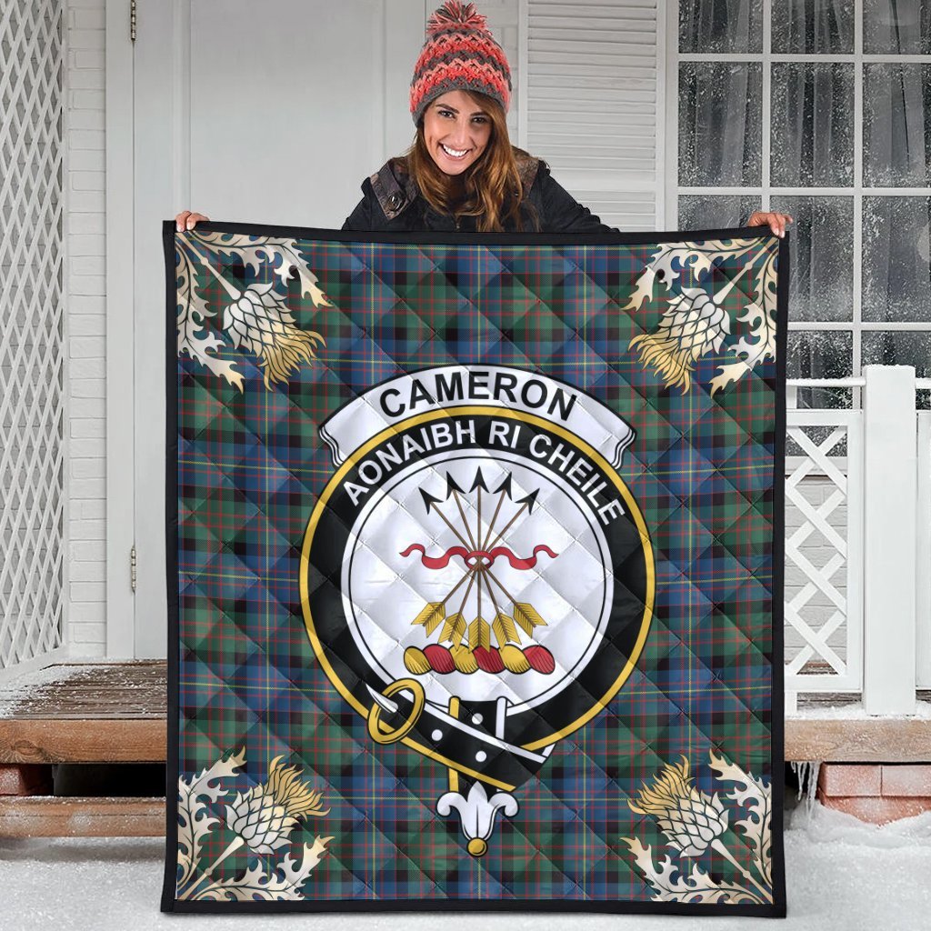 Cameron of Erracht Ancient Tartan Crest Premium Quilt - Gold Thistle Style