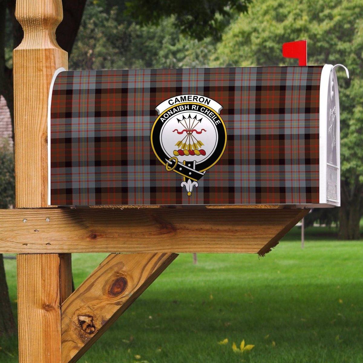 Cameron Of Erracht Weathered Tartan Crest Mailbox