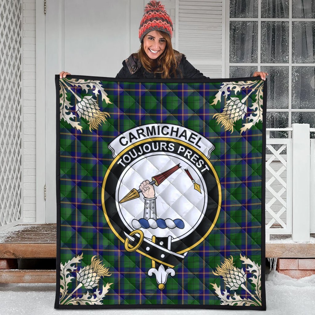 Carmichael Modern Tartan Crest Premium Quilt - Gold Thistle Style